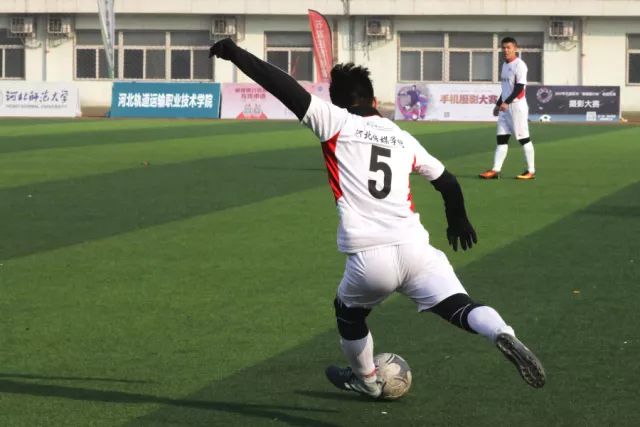 电讯报：阿布卖蓝军的钱仍被冻结&还需谈判